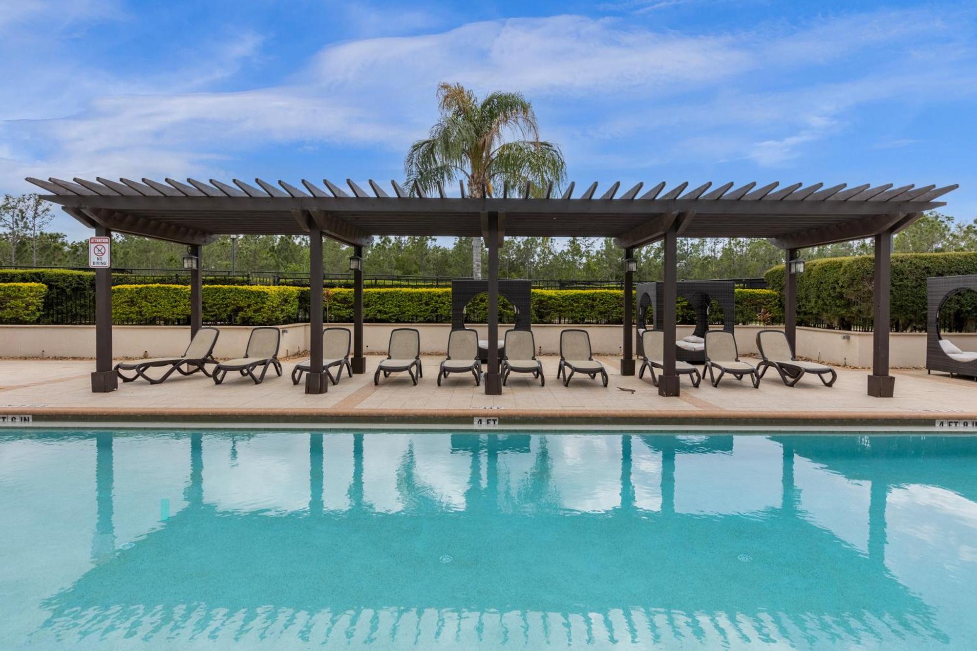 אורלנדו Cozy & Elegant 4Br Enchanted Townhouse - 1 Mile To Disney With Resort Pool, Gym, & Jacuzzi מראה חיצוני תמונה