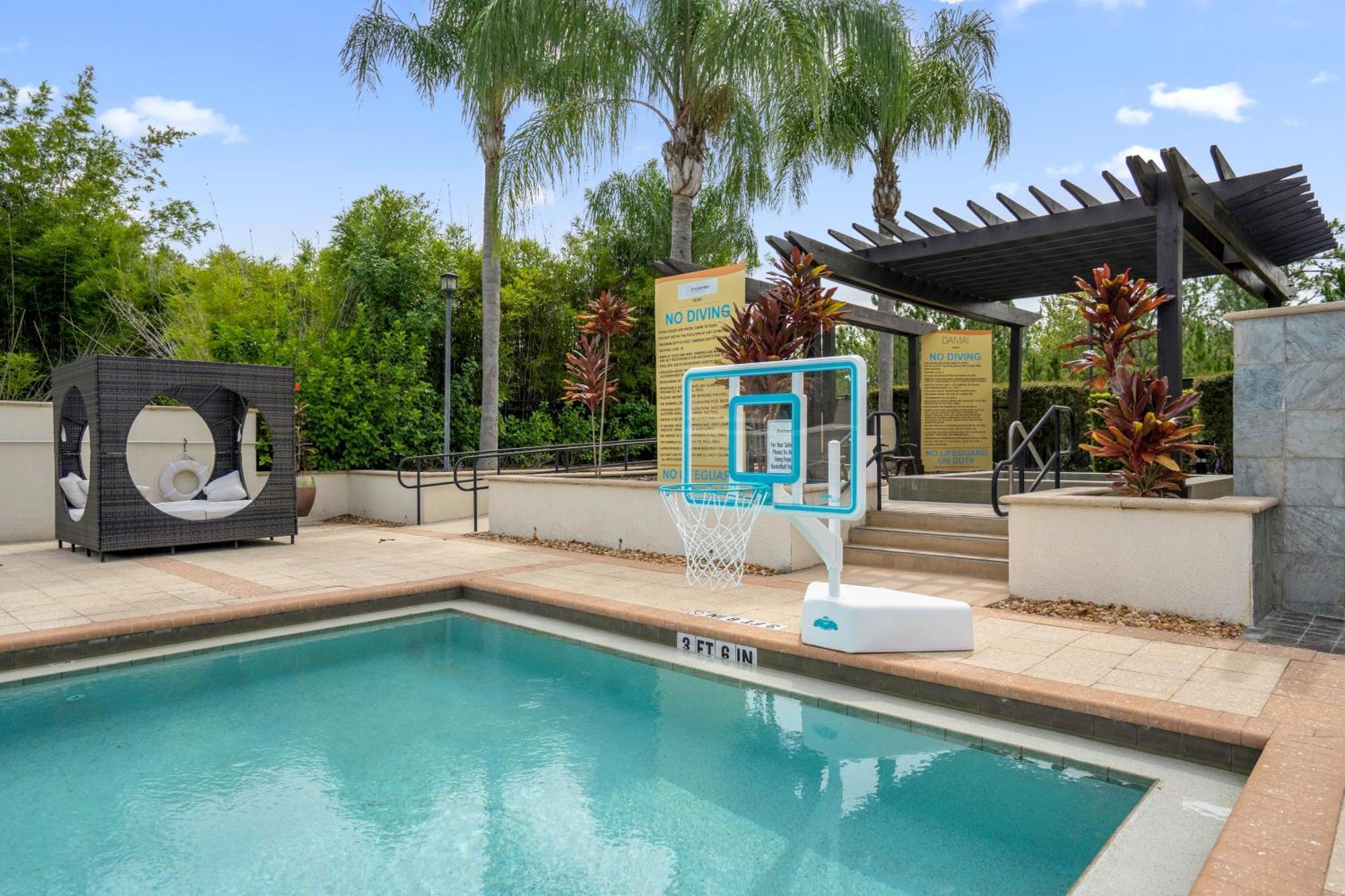 אורלנדו Cozy & Elegant 4Br Enchanted Townhouse - 1 Mile To Disney With Resort Pool, Gym, & Jacuzzi מראה חיצוני תמונה