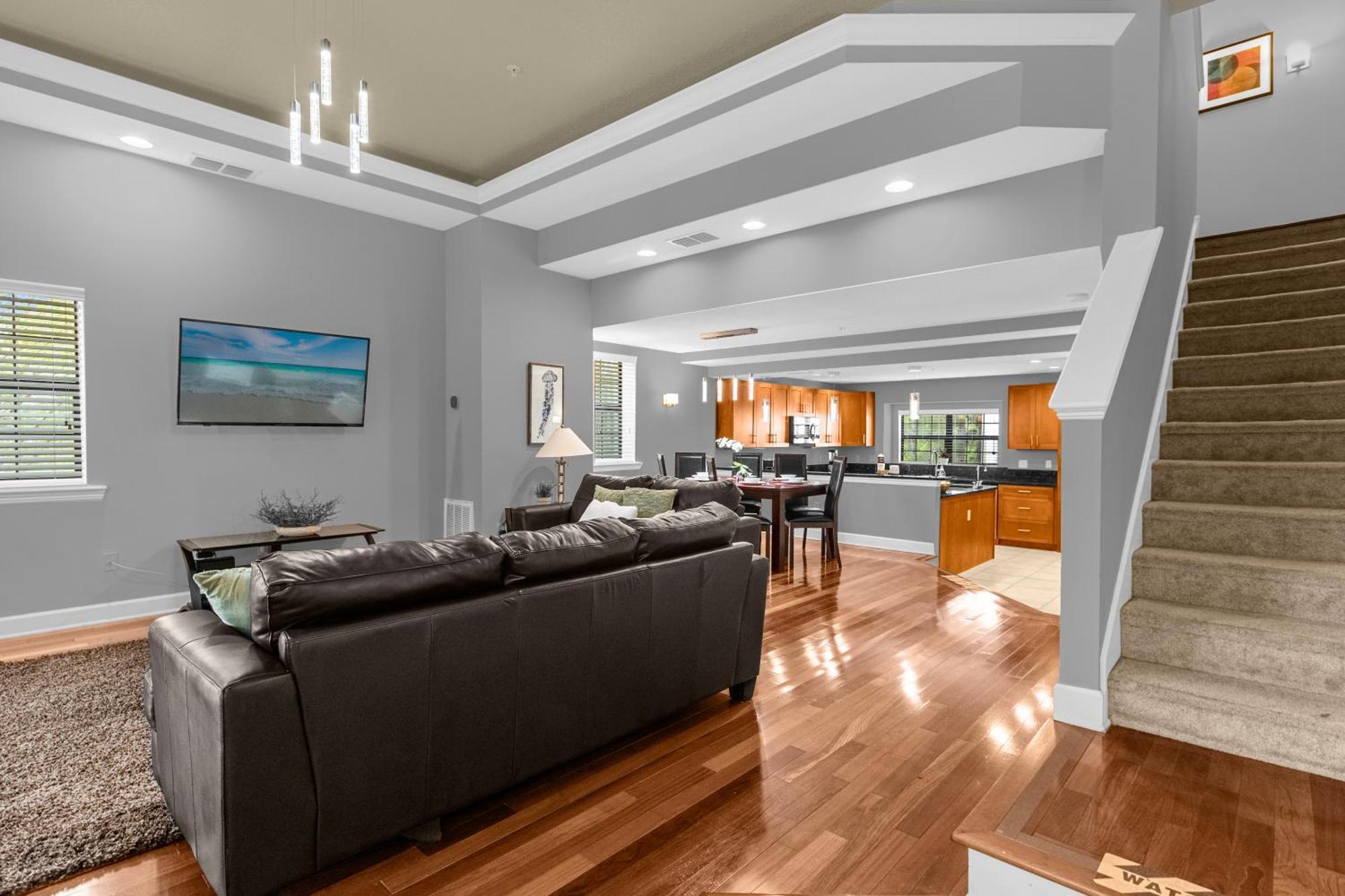 אורלנדו Cozy & Elegant 4Br Enchanted Townhouse - 1 Mile To Disney With Resort Pool, Gym, & Jacuzzi מראה חיצוני תמונה