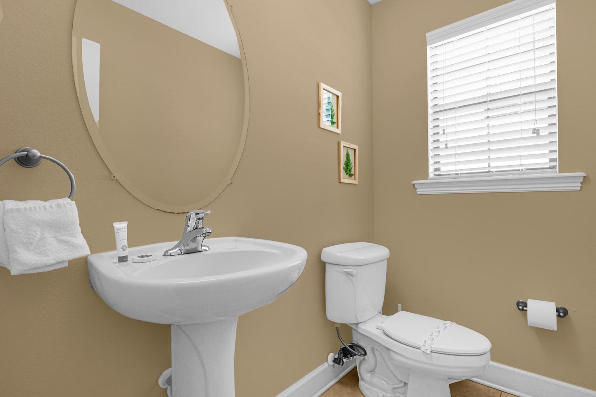 אורלנדו Cozy & Elegant 4Br Enchanted Townhouse - 1 Mile To Disney With Resort Pool, Gym, & Jacuzzi מראה חיצוני תמונה