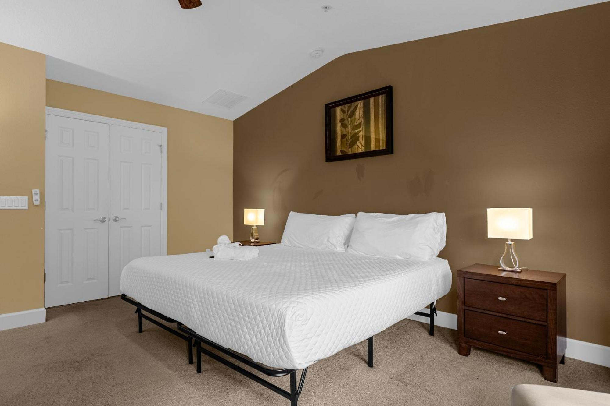 אורלנדו Cozy & Elegant 4Br Enchanted Townhouse - 1 Mile To Disney With Resort Pool, Gym, & Jacuzzi מראה חיצוני תמונה